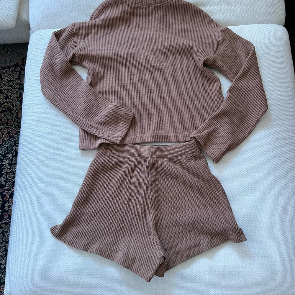 Reformation Waffle Half Zip & Dixon Short Set - Picture 8 of 10